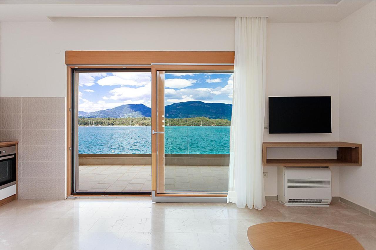 Amari Waterfront, Step To The Sea And Berth Apartman