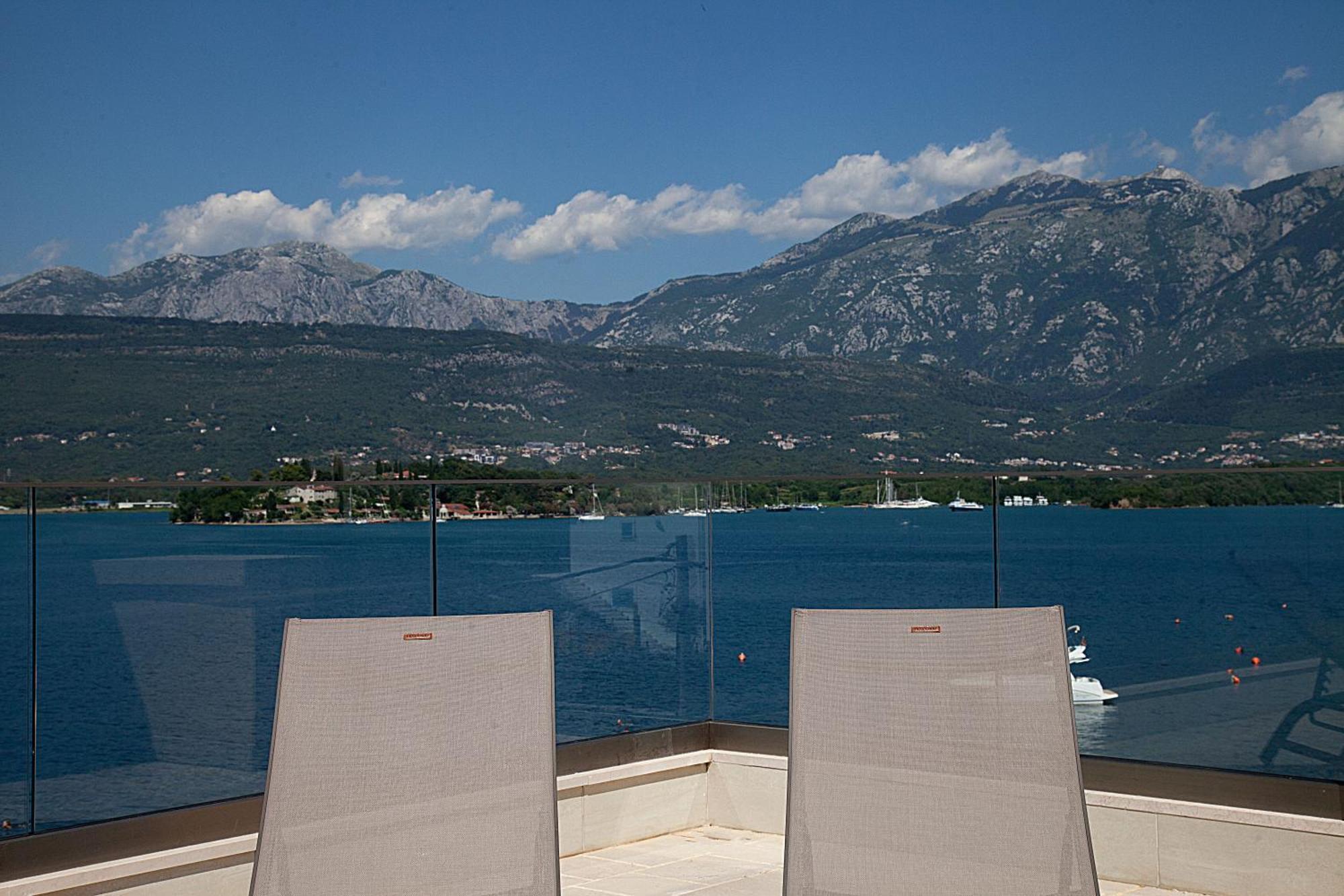 Apartman Amari Waterfront, Step To The Sea And Berth Bogisici
